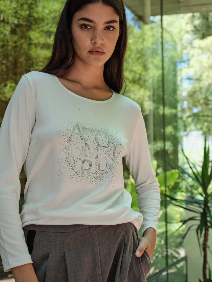 REMERA AMOUR